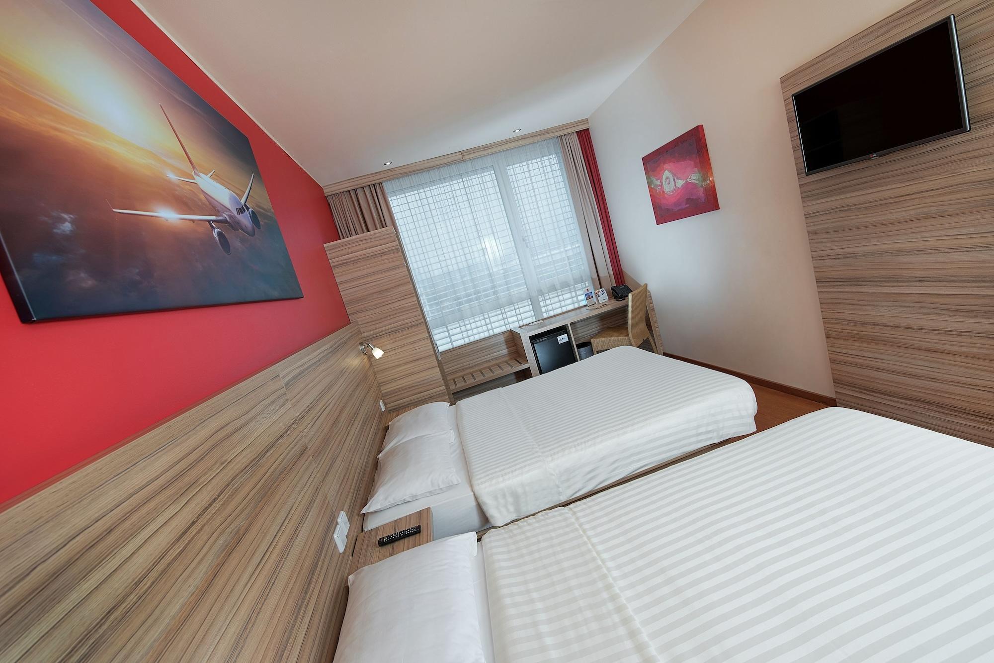 Leonardo Hotel Salzburg Airport Вальс Экстерьер фото