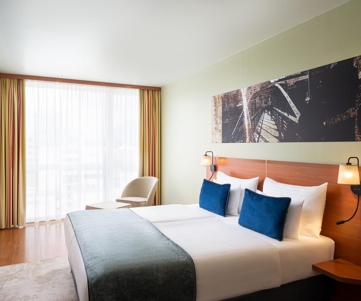 Leonardo Hotel Salzburg Airport Вальс Экстерьер фото