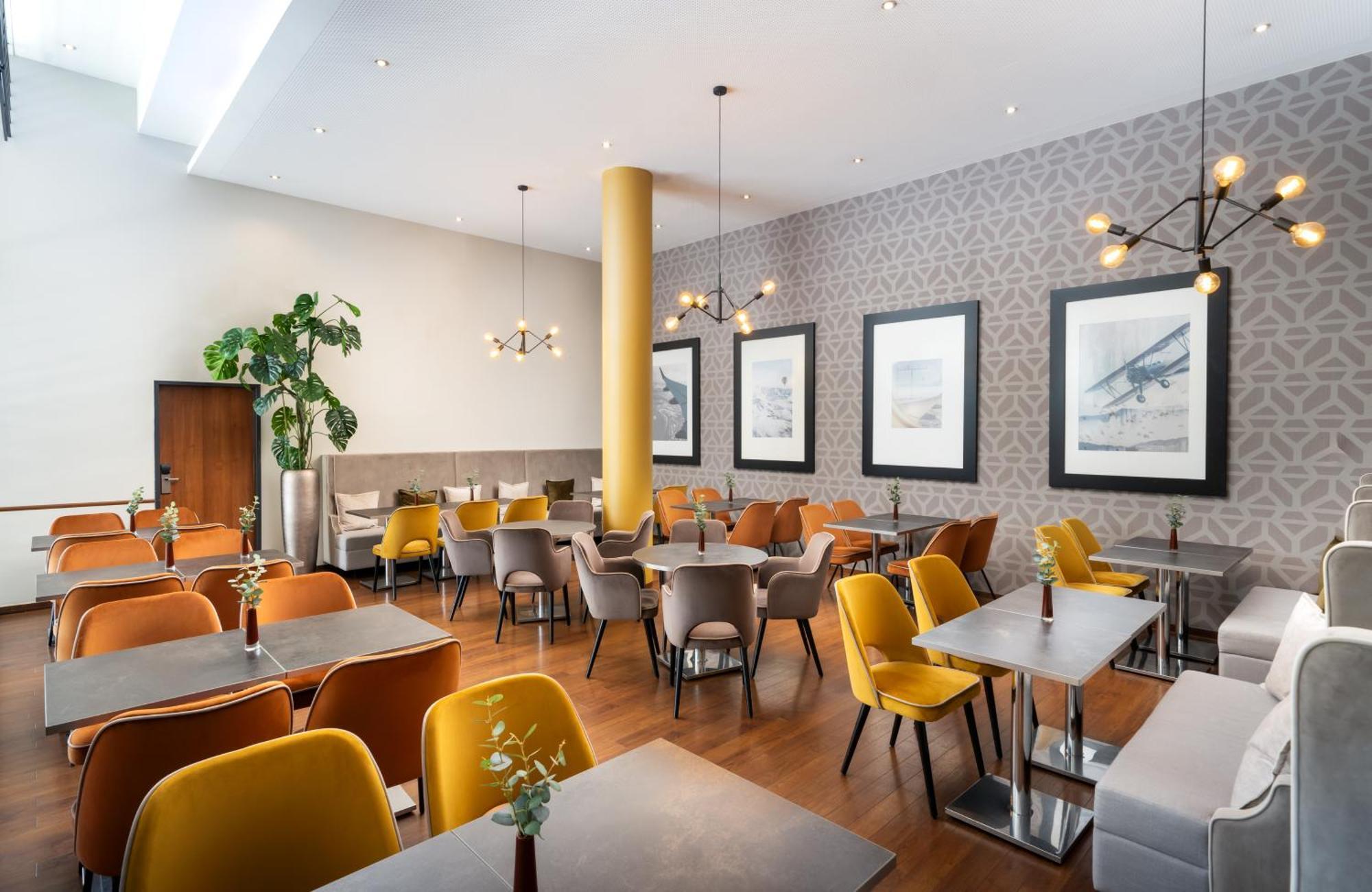Leonardo Hotel Salzburg Airport Вальс Экстерьер фото